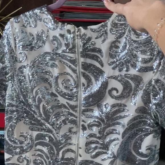 Ivory & Silver Shift Dress - Picture 12 of 15